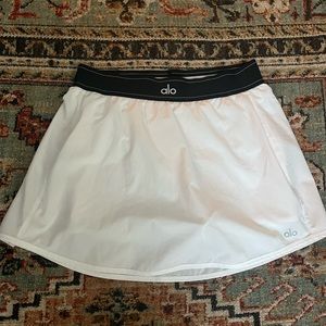 Women Alo Yoga Skort